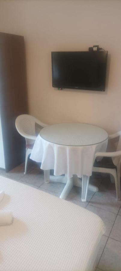 Erciyes Apart Hotel Fethiye Exteriör bild