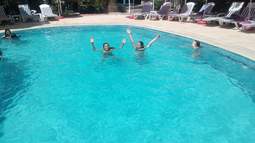 Erciyes Apart Hotel Fethiye Exteriör bild