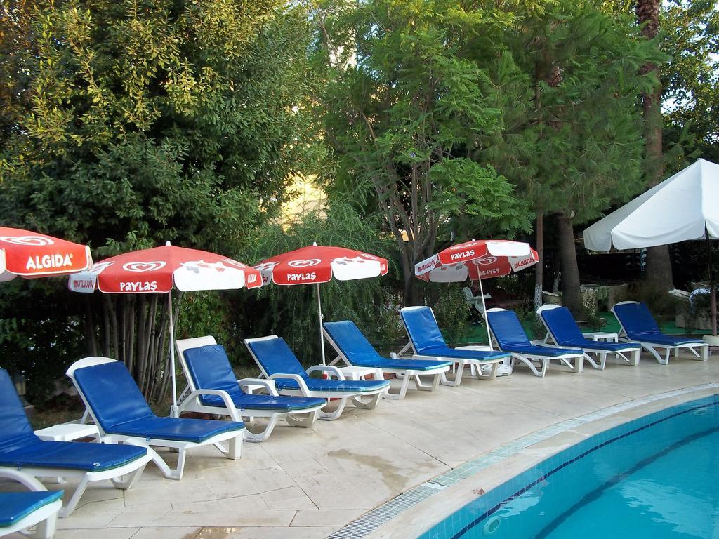 Erciyes Apart Hotel Fethiye Exteriör bild